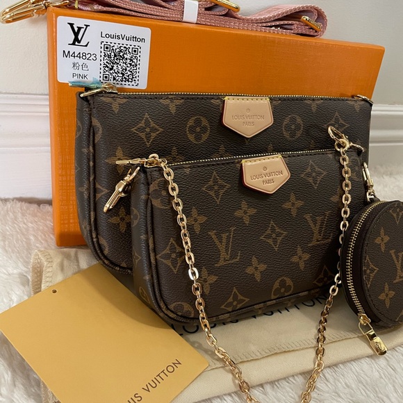 ❌SOLD❌Multiple Purse - Picture 4 of 14